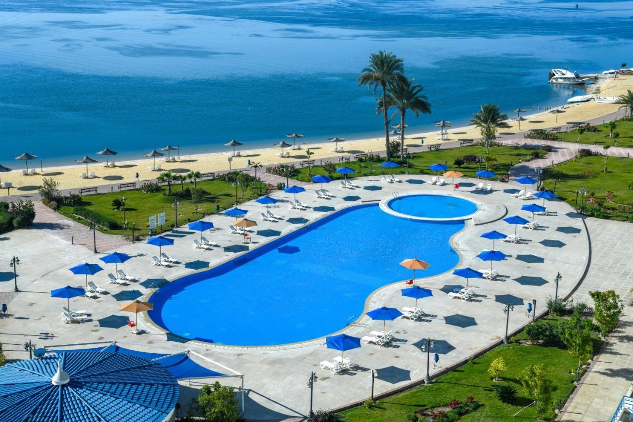 Tolip El Forsan Hotel Ismaília Exterior foto The pool at the Grand Hotel