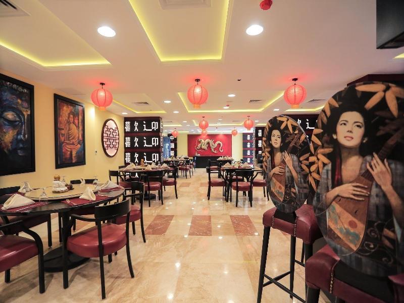 Tolip El Forsan Hotel Ismaília Exterior foto Interior of a restaurant in Cairo
